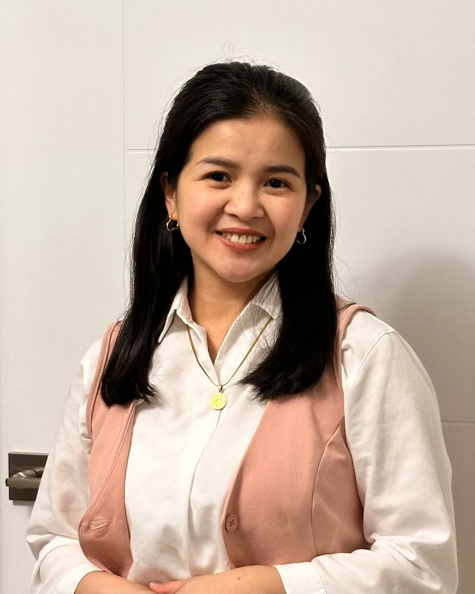 Portrait of Roxanne Real